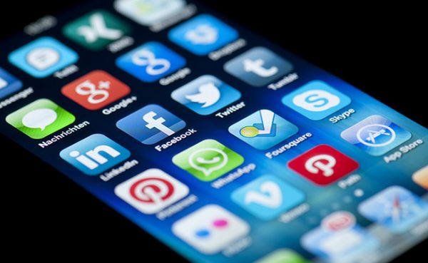 5 Aplikasi Terlaris Di Playstore, Semuanya Pasti Kamu Punya !