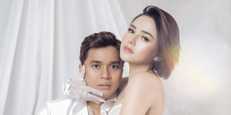Potret Seksi Amanda Manopo dan Billy Syahputra Jadi Kontroversi !