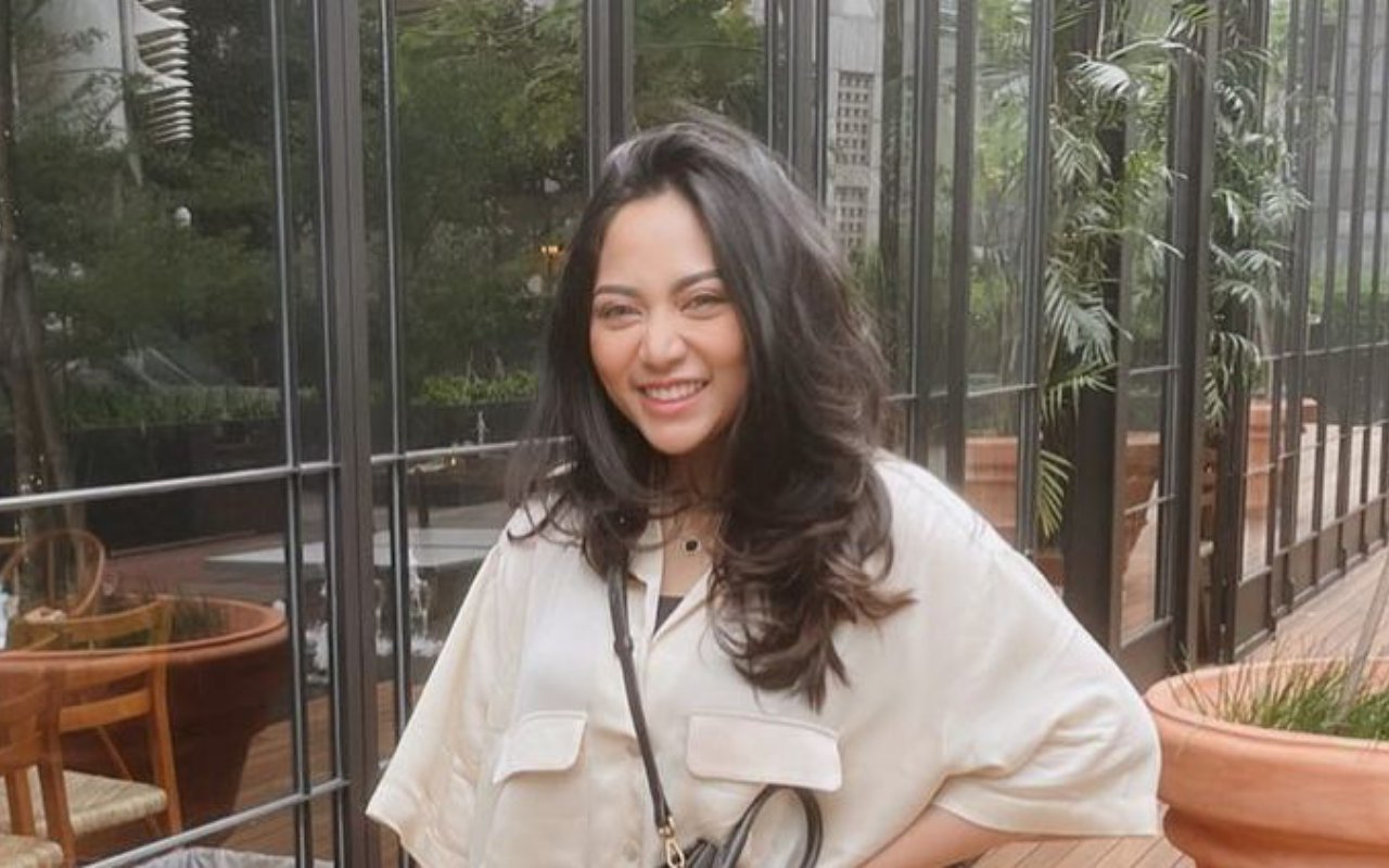 Rachel Vennya Lepas Hijab, Jika Dunia Memusuhimu Jangan Tuhan yang Kau Beri Dendam