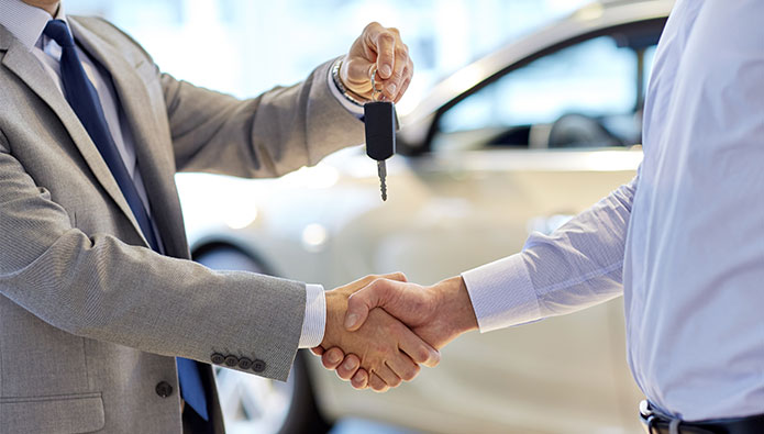 Ini Dia 3 Tips Sebelum Membeli Mobil Pertama Kali