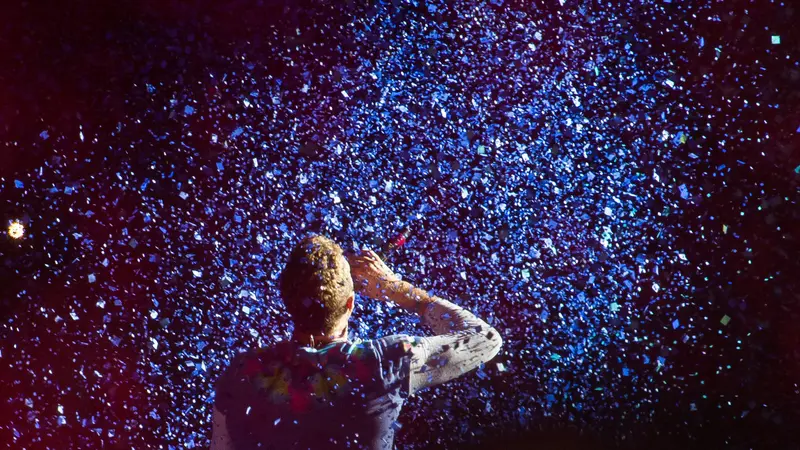 Fix You dari Coldplay: Makna dan Pengaruh Lagu Mendalam