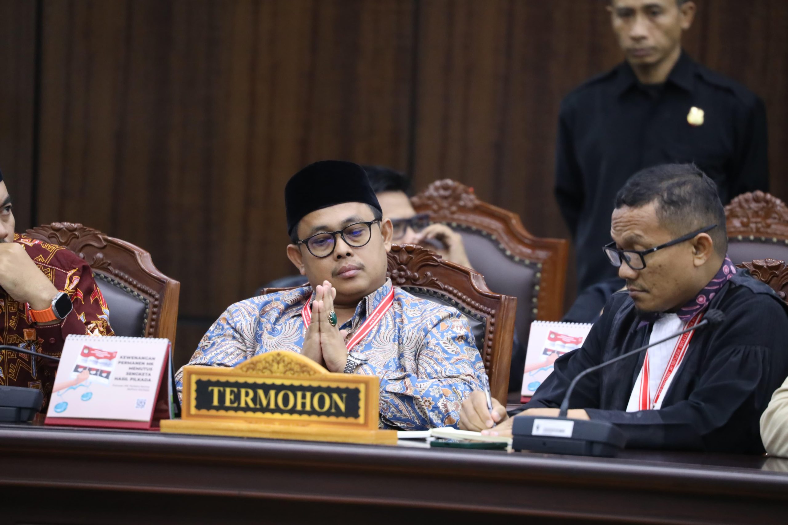 KPU Sumbar : Tak Ada Larangan Bawa Ponsel saat Debat