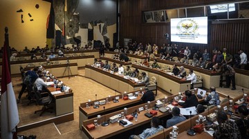 DPR Susun UU Batas Provinsi dan Kabupaten!