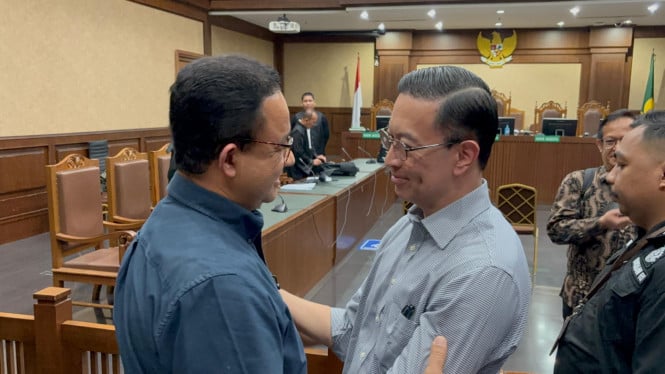 jaksa-pikir-pikir-ajukan-banding-atas-vonis-4,5-tahun-penjara-tom-lembong