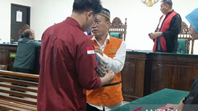 bendahara-di-instansi-militer-tambah-angka-nol-di-slip-tukin-prajurit-rugikan-negara-rp-9,2-m,-dituntut-16-tahun-penjara