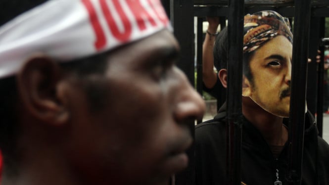 resmi!-riza-chalid-juga-jadi-tersangka-pencucian-uang