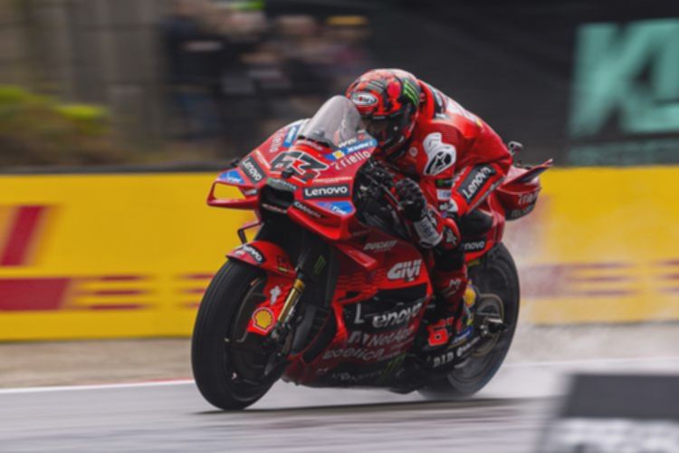Hasil Sprint Race MotoGP Jepang 2025: Bagnaia Terdepan, Sukses Ungguli Marc Marquez