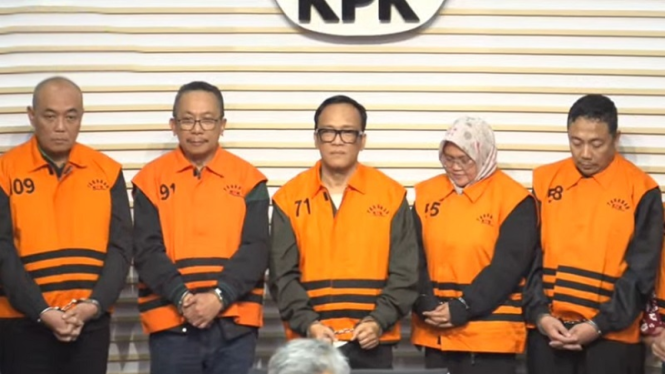 noel-ngaku-4-hp-yang-ditemukan-saat-penggeledahan-kpk-milik-pembantunya