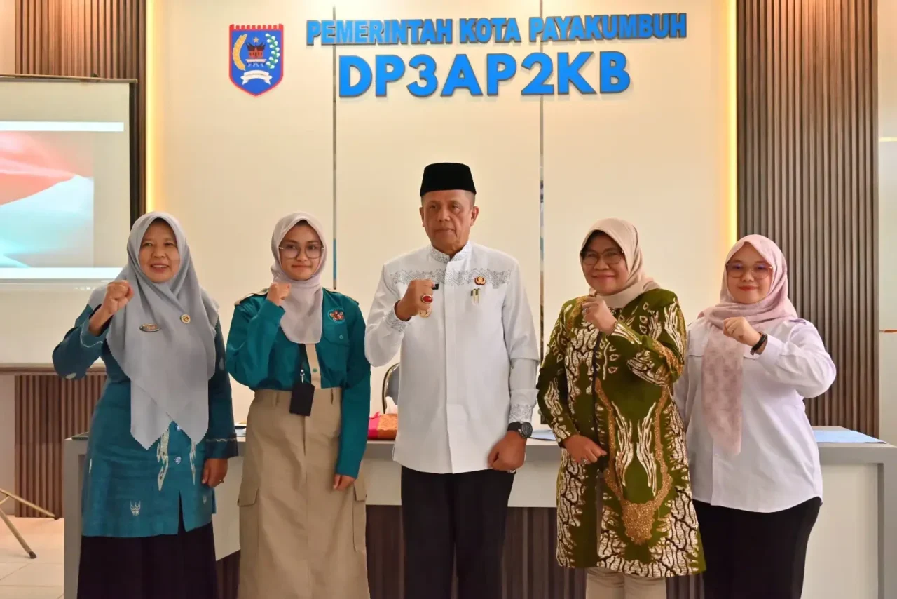 pemko-payakumbuh-kukuhkan-pengurus-forum-anak-kota-payakumbuh-2025-2027