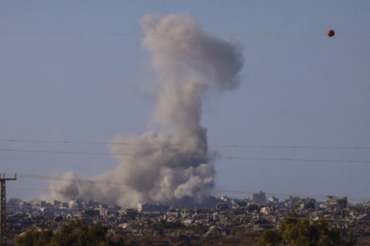 Israel Lancarkan Serangan Darat Intensif, Gaza Dilanda Kobaran Api