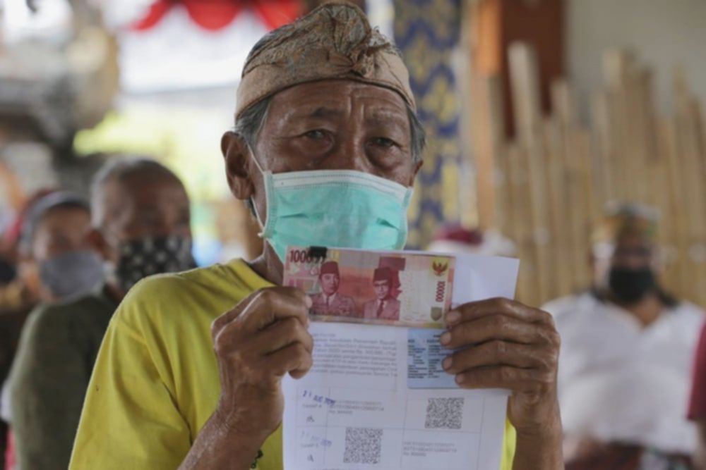 Syarat dan Cara: BLT Rp900 Ribu dari Presiden Prabowo Cair
