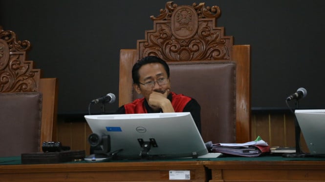 Hakim Praperadilan Nadiem Terima Pendapat Tokoh Anti Korupsi