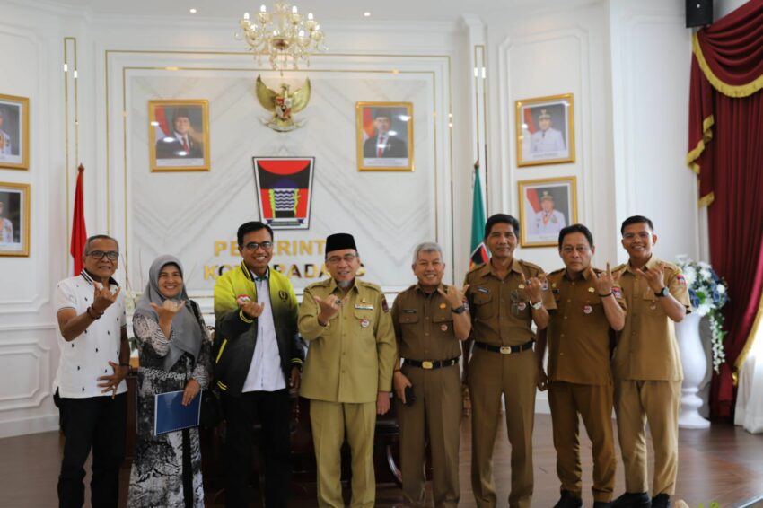 Pemko Padang dan PELTI Padang Bersinergi Tingkatkan Prestasi Tenis