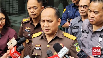 Korupsi BBM: Kejagung Koreksi Istilah, Sidang Terdakwa Bergulir