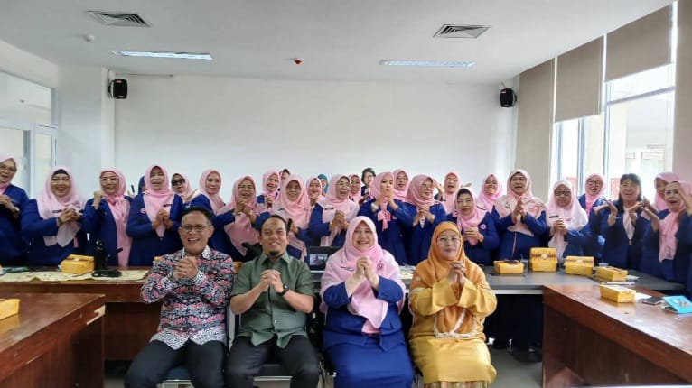 Muharlion Dorong Organisasi Perempuan Padang Bangun Sinergi dan Kolaborasi