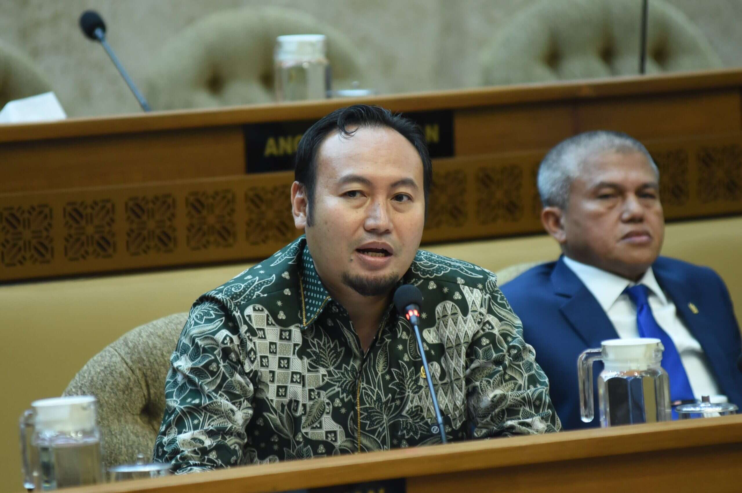 rahmat-saleh-ajak-pemuda-minang-lanjutkan-warisan-sumpah-pemuda-dengan-kontribusi-aktif