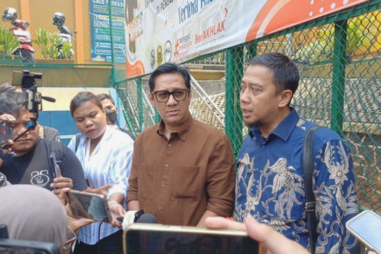 Andre Taulany dan Erin Wartia Resmi Cerai, Anak Bebas Memilih.