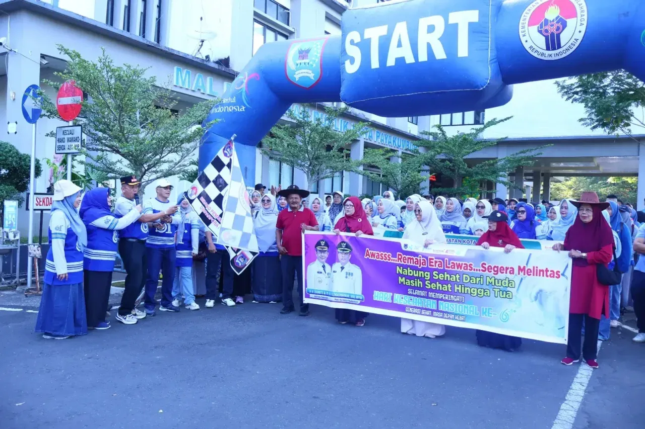 Payakumbuh Gelar Jalan Sehat, Semarakkan Hari Kesehatan