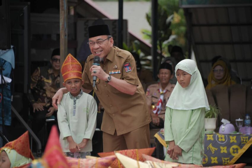 Padang Dorong Silek Jadi Ekskul Wajib, Apresiasi Sekolah Pujangga