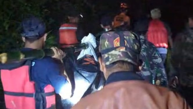 Sungai Jolinggo: Tim SAR Evakuasi Enam Mahasiswa UIN