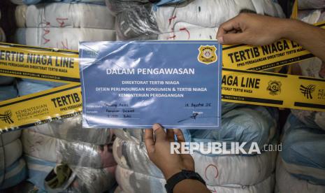 Pemerintah Berantas Impor Ilegal, Siapkan Solusi UMKM Thrifting