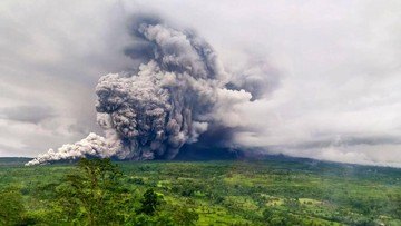 Semeru Awas, Badan Geologi Intensif Pantau Aktivitas Vulkanik