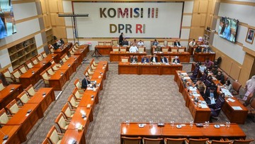 DPR Kejar Target Sahkan RUU Penyesuaian Pidana Sebelum Reses