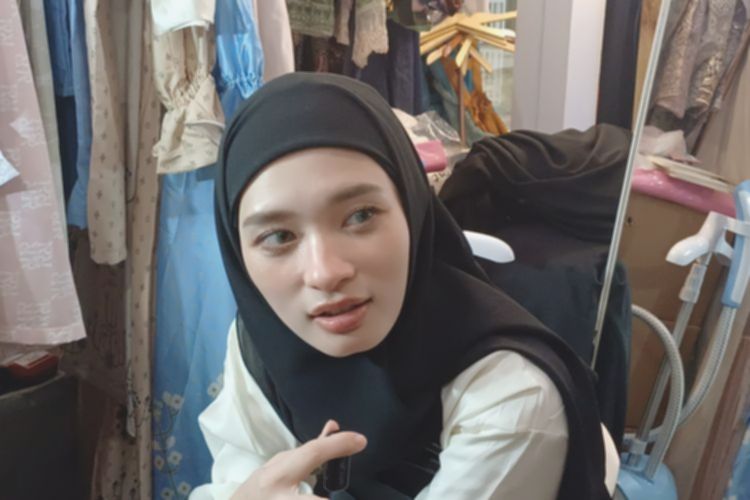 Teman Inara Rusli Bantah Terlibat Isu Dugaan Perselingkuhan