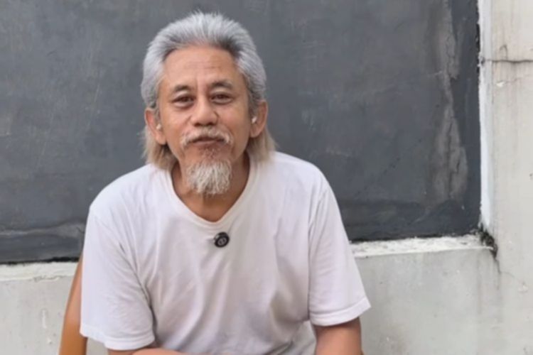 Epy Kusnandar Meninggal: Keluhkan Sakit Kepala, Ditemukan Pingsan di Rumah