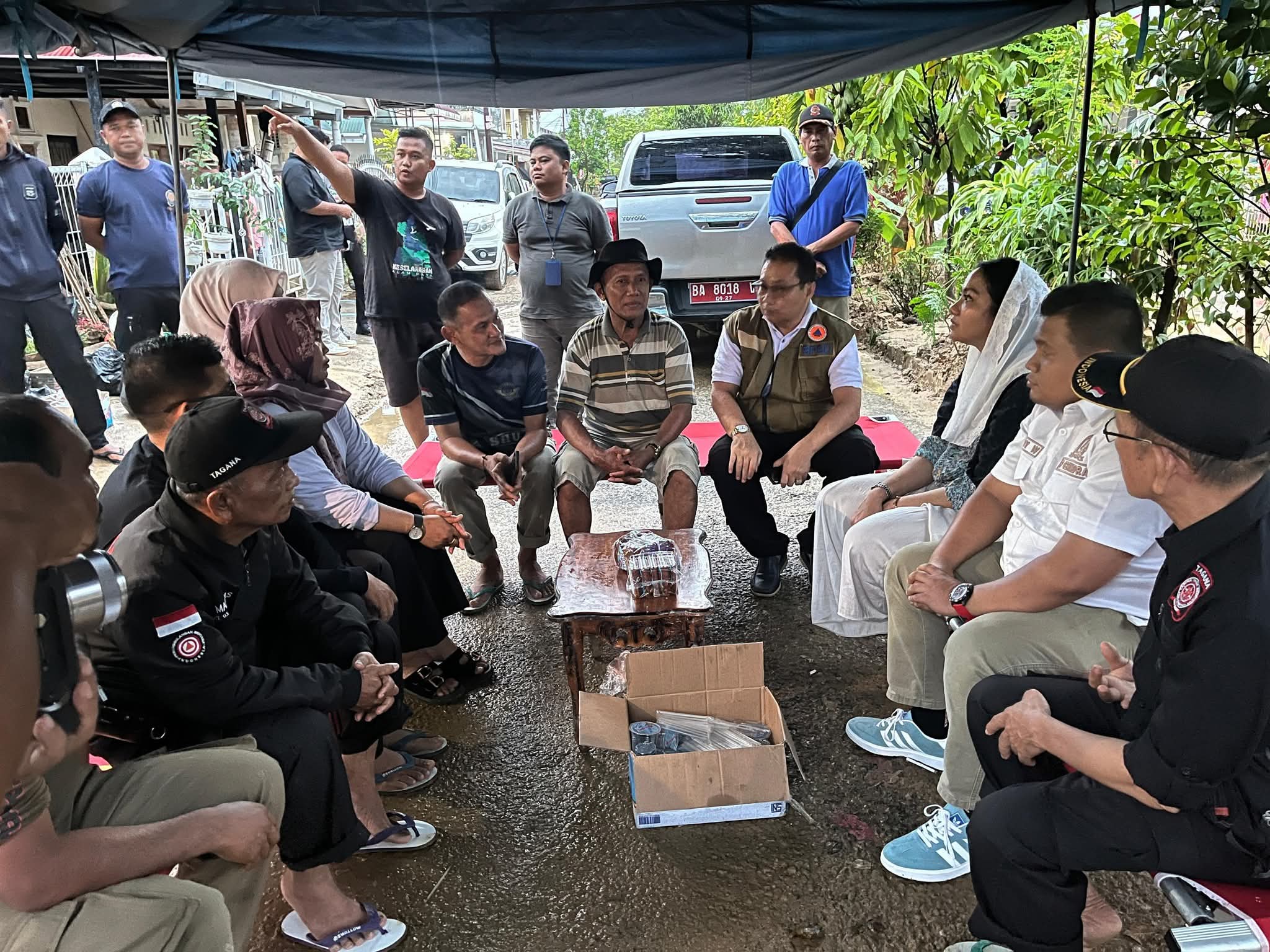 Relawan Bantu Padang Pulih, Bupati Dharmasraya Beri Apresiasi