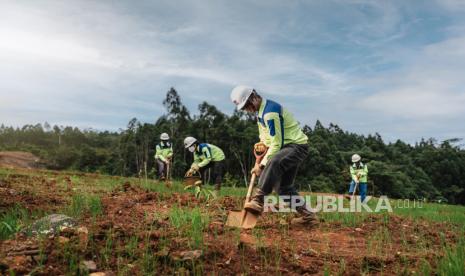 MIND ID Pacu Hilirisasi, Kuasai Rantai Pasok Energi Bersih