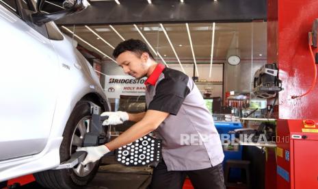 Bridgestone Ajak Masyarakat Periksa Ban Sebelum Liburan Akhir Tahun