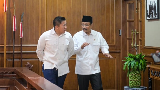 Seskab Pastikan BLT Pengungsi Banjir Sumatra Cair Cepat!