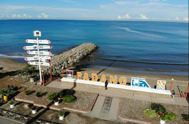 Pantai Padang dan Gunung Padang Tarik Wisatawan Saat Libur Nataru