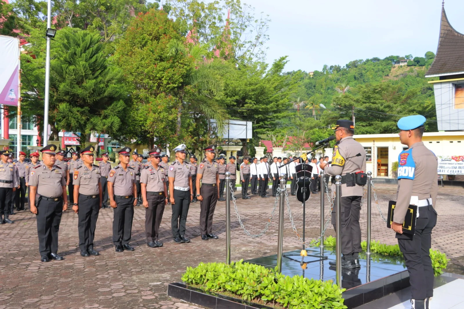 Polres Pessel Naikkan Pangkat 50 Personel, Motivasi Tingkatkan Kinerja