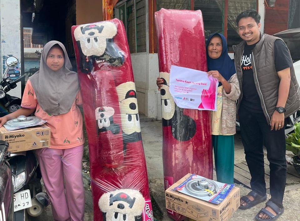 Ranah Kreatif Salurkan Bantuan, Sentuh Korban Bencana hingga Pelosok Agam