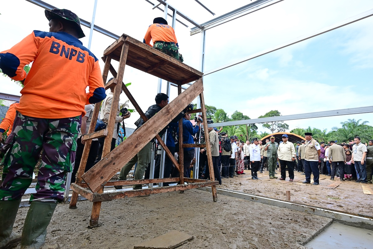 Pemerintah Bangun Huntara, Salurkan Dana untuk Korban Banjir Sumbar