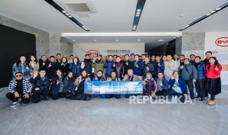 BYD Pacu Produksi Mobil Listrik di Zhengzhou, Jurnalis Indonesia Kagum