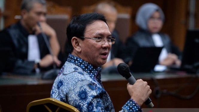 Ahok Minta Jokowi Bersaksi, Kejagung Menepis Relevansi!