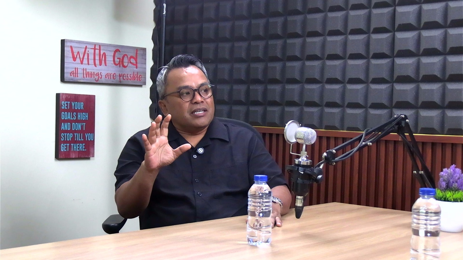 Islah Bahrawi: Pengadilan Militer Tertutup, Gesekan Menguat, Ruang Sipil Terancam!