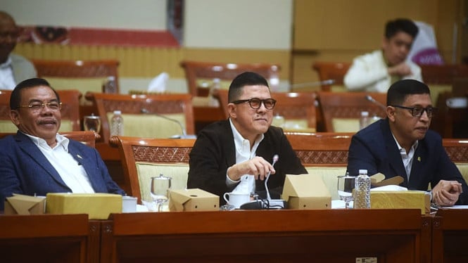 DPR Tolak MKMK Batalkan Penunjukan Hakim MK Adies Kadir