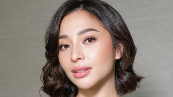 Nikita Willy Dituding Telantarkan Syuting: Asyik Telepon Pacar Bola!