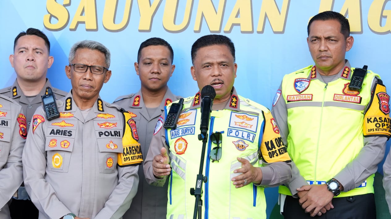 Kakorlantas Pantau Arus Mudik, Jaga Kelancaran, Utamakan Keselamatan Pemudik!