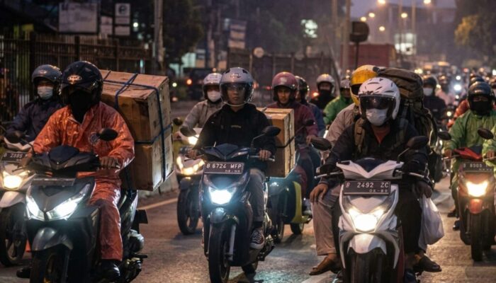 Arus One Way Tol Mendorong Kendaraan Padati Pantura Cirebon