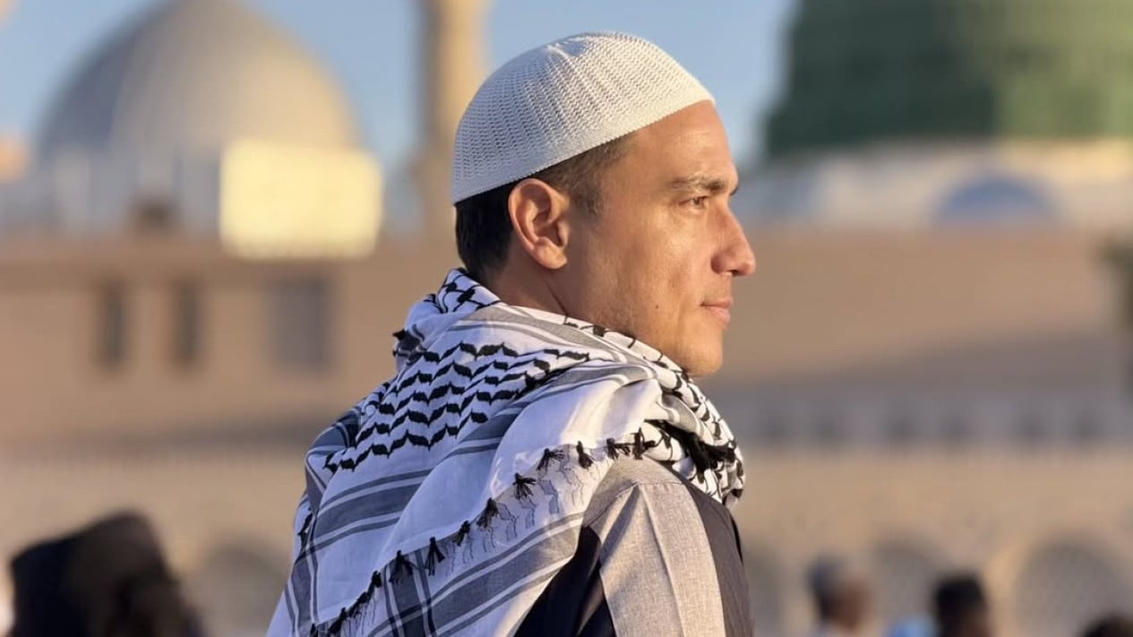 Hamish Daud Curhat Soal Jatuh Bangkit saat Umrah: Air Mata Perlu Bicara