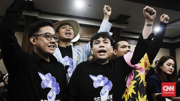 mk-gelar-sidang-delpedro-cs-gugat-pasal-penghasutan-di-kuhp