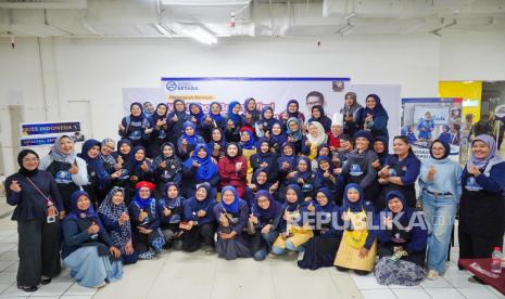 YIS Bekali Ibu-Ibu Jakarta Ilmu Jualan Dimsum dan Thai Dessert