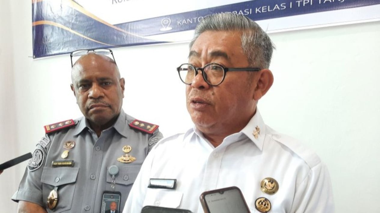 kepala-imigrasi-batam-dicopot-gara-gara-pungli-turis