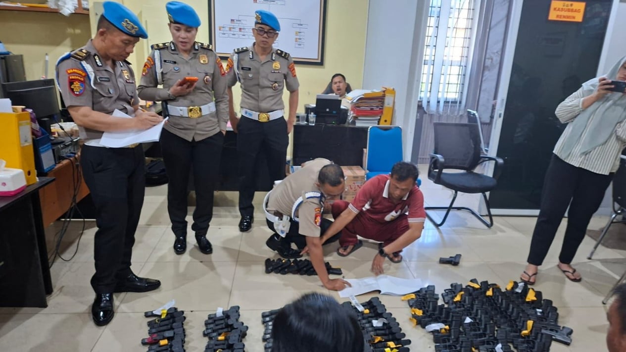 polda-sumsel-cek-ribuan-senpi-dinas-anggota,-ini-tujuannya