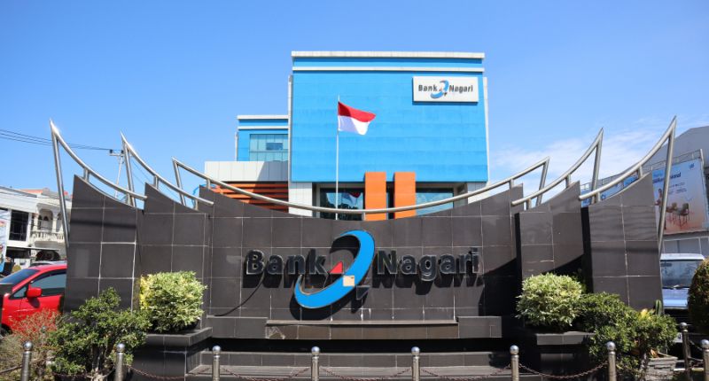 Bank Nagari Salurkan Dana Bantuan Perbaikan 8.000 Rumah di Sumatera Barat